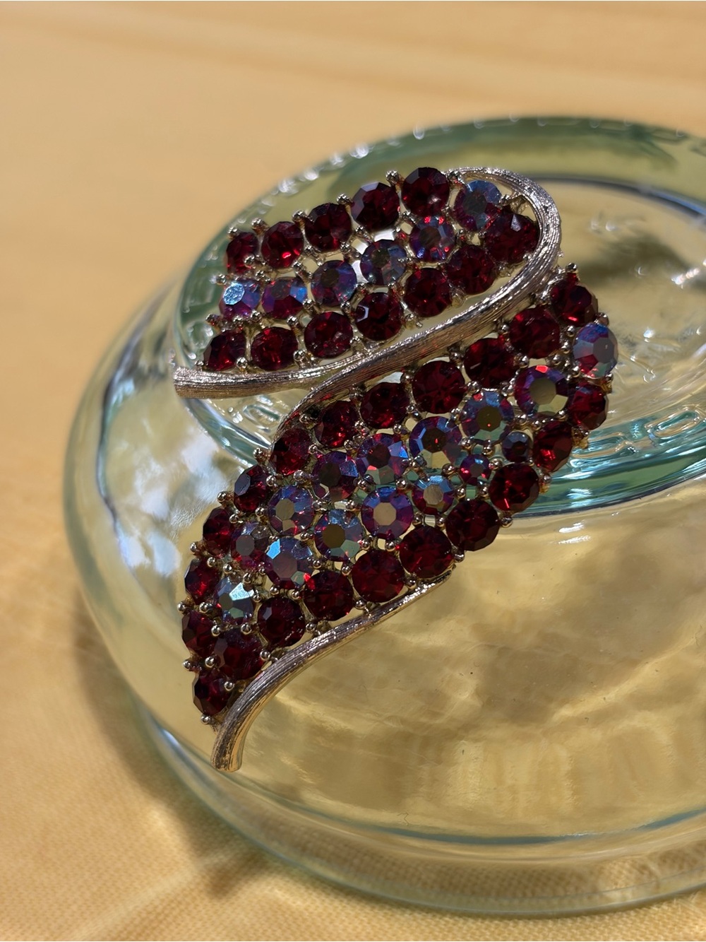 Signed Lisner Siam Red Aurora Borealis Rhinestone Leaf Sweep Brooch Pin